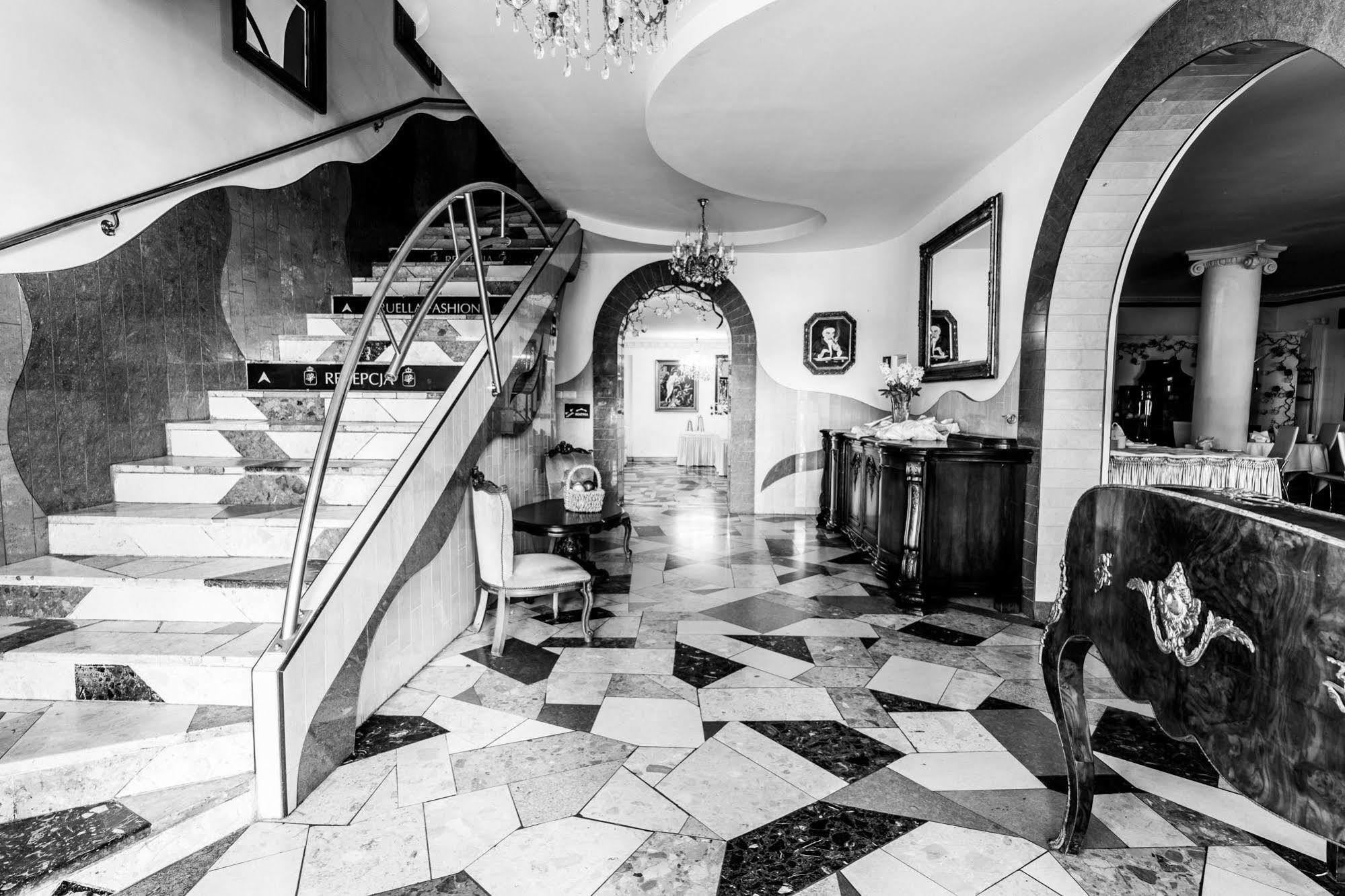 My Warsaw Residence - Czarny Kot 外观 照片